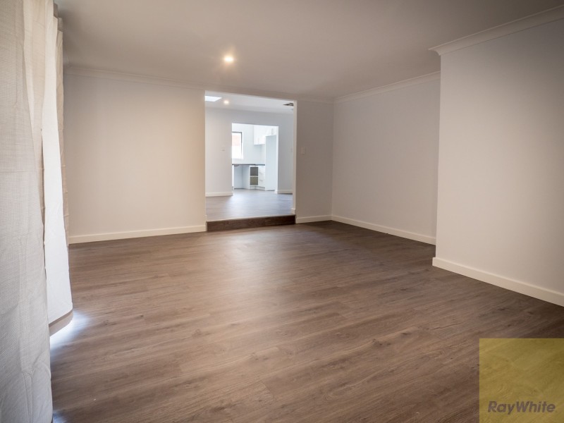 37 Waratah Drive, Camillo WA 6111