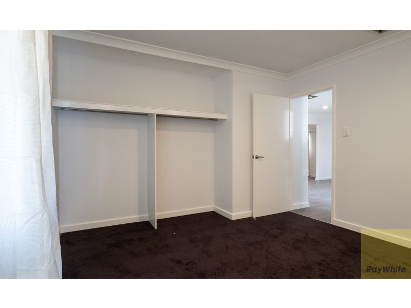 37 Waratah Drive, Camillo WA 6111