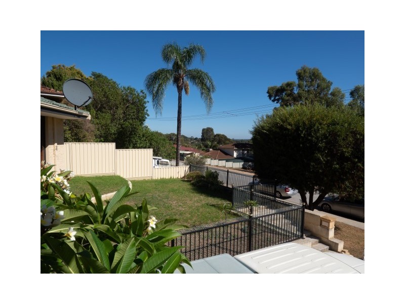 37 Ellis Road, Mount Nasura WA 6112