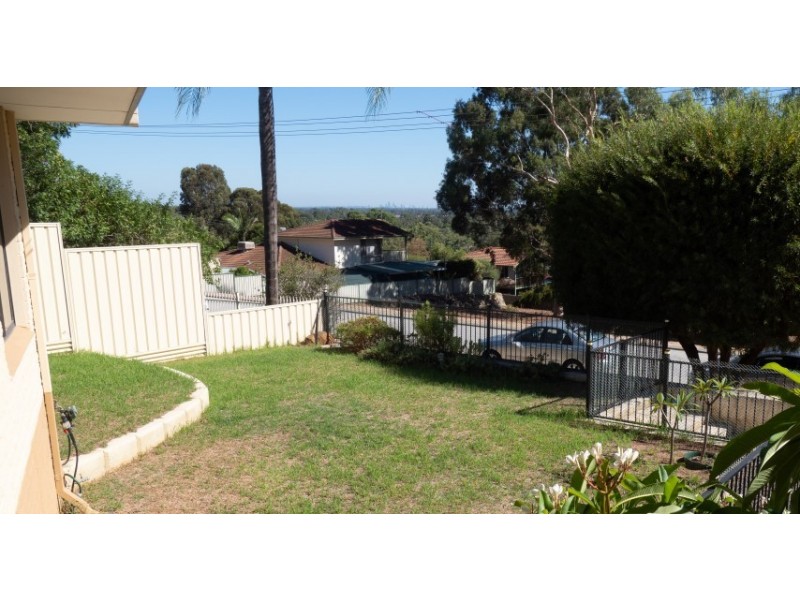 37 Ellis Road, Mount Nasura WA 6112