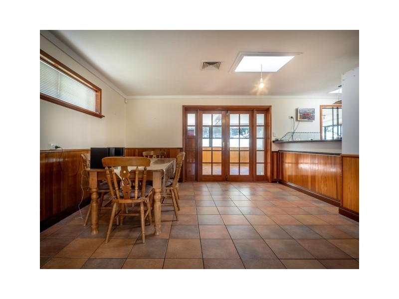 37 Ellis Road, Mount Nasura WA 6112