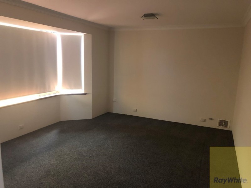 29 Montrose Circle, Camillo WA 6111