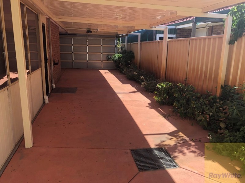 29 Montrose Circle, Camillo WA 6111