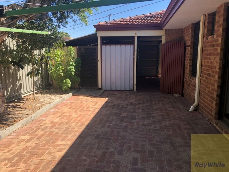 29 Montrose Circle, Camillo WA 6111