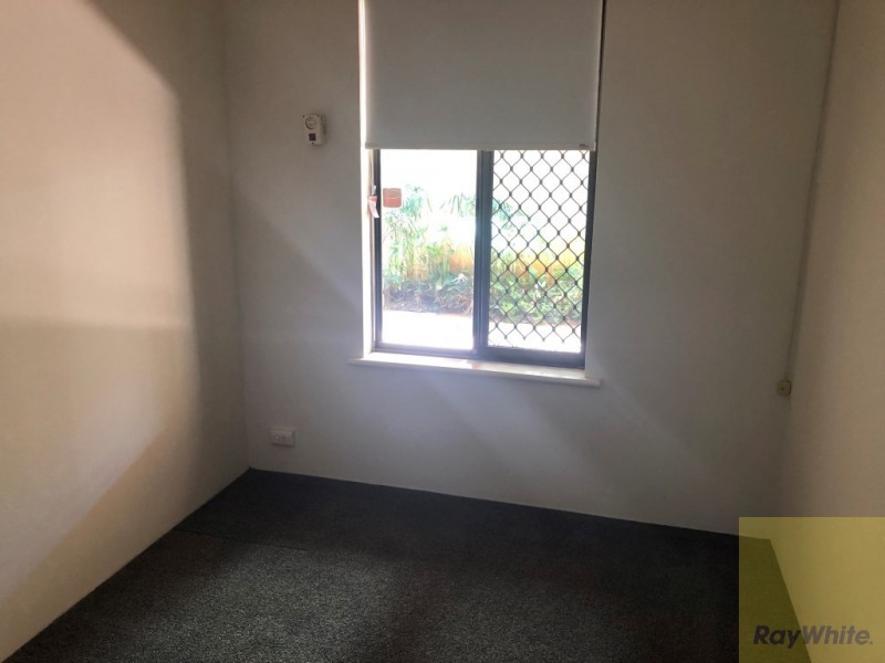 29 Montrose Circle, Camillo WA 6111