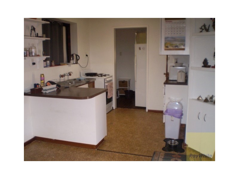 109 Third Avenue, Kelmscott WA 6111