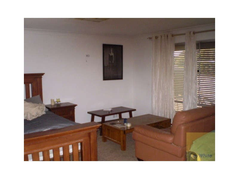 109 Third Avenue, Kelmscott WA 6111