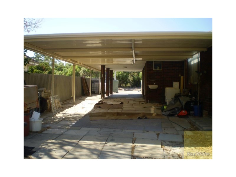 109 Third Avenue, Kelmscott WA 6111