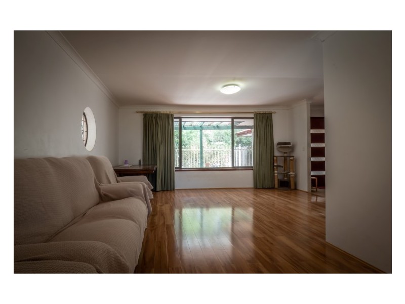 81 Carawatha Avenue, Mount Nasura WA 6112