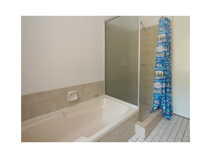 81 Carawatha Avenue, Mount Nasura WA 6112