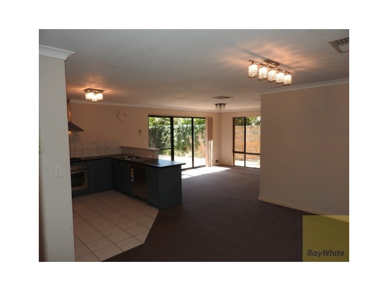 15A Seville Drive, Seville Grove WA 6112