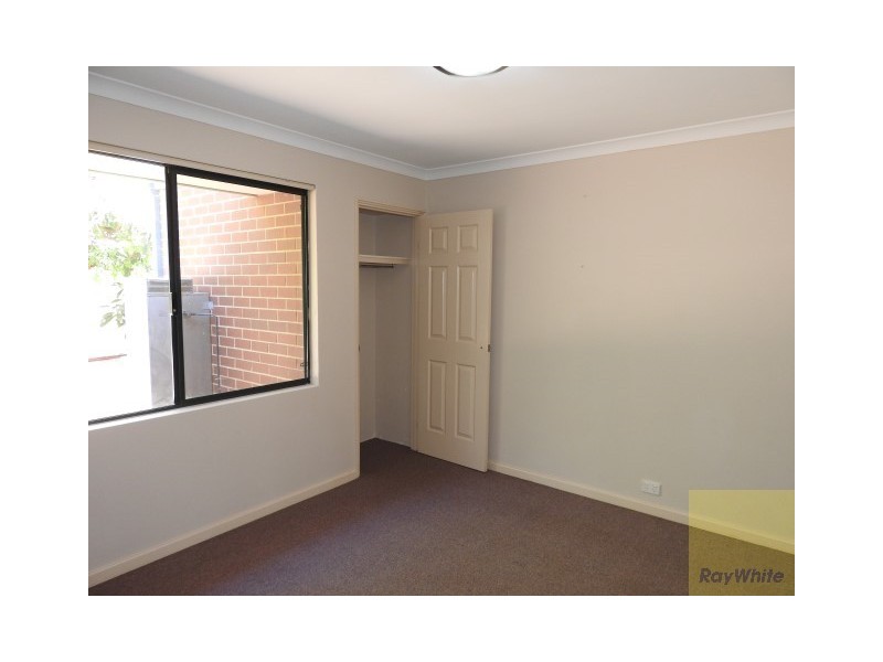 15A Seville Drive, Seville Grove WA 6112