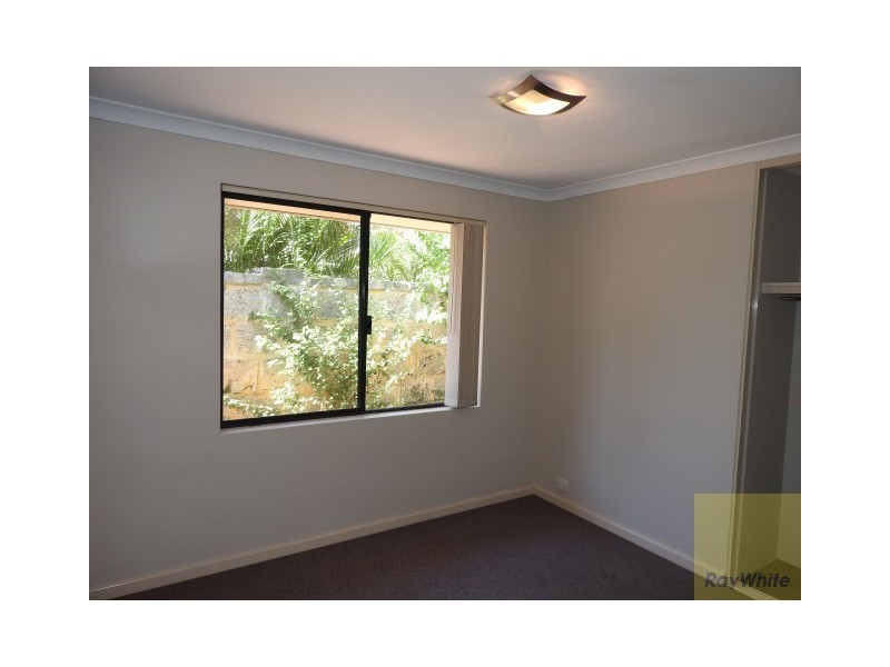 15A Seville Drive, Seville Grove WA 6112