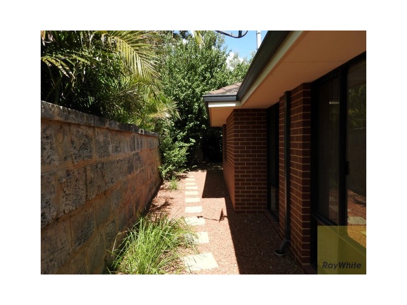15A Seville Drive, Seville Grove WA 6112