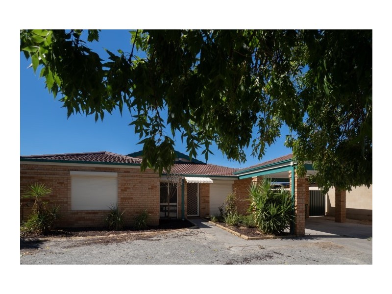 59 Chisholm Circle, Seville Grove WA 6112