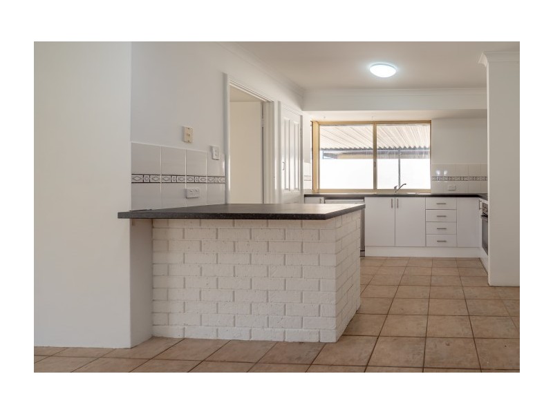 59 Chisholm Circle, Seville Grove WA 6112