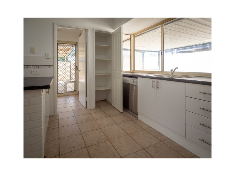 59 Chisholm Circle, Seville Grove WA 6112