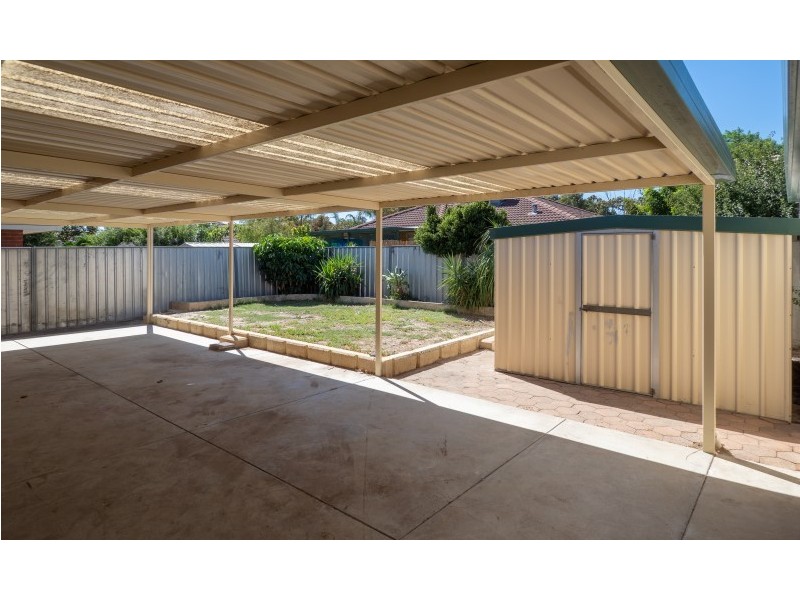 59 Chisholm Circle, Seville Grove WA 6112