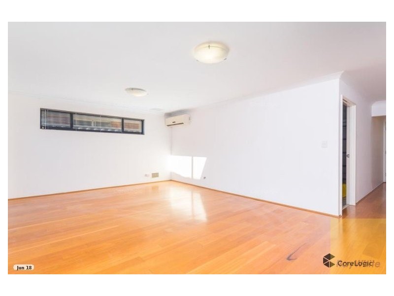 8 Salamanca Boulevard, Seville Grove WA 6112