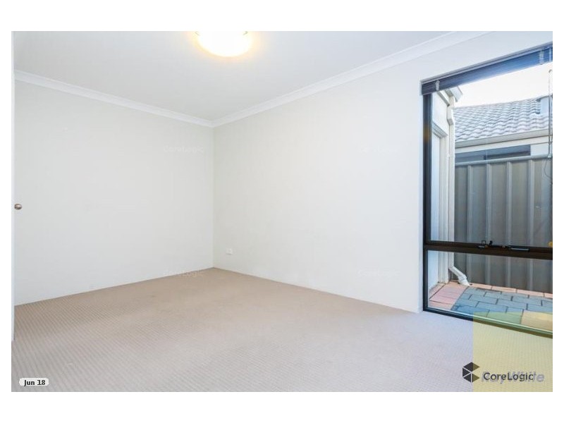 8 Salamanca Boulevard, Seville Grove WA 6112