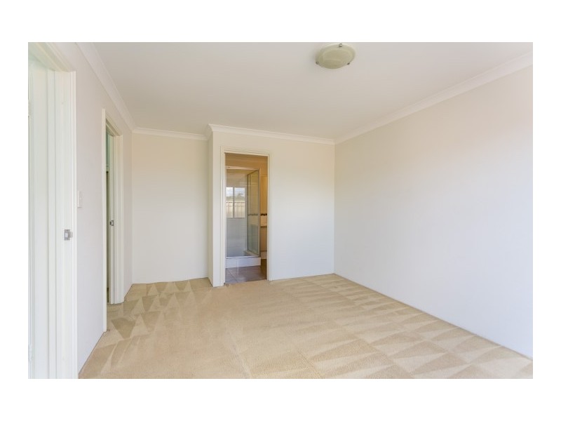 7/42 Sixth Road, Armadale WA 6112