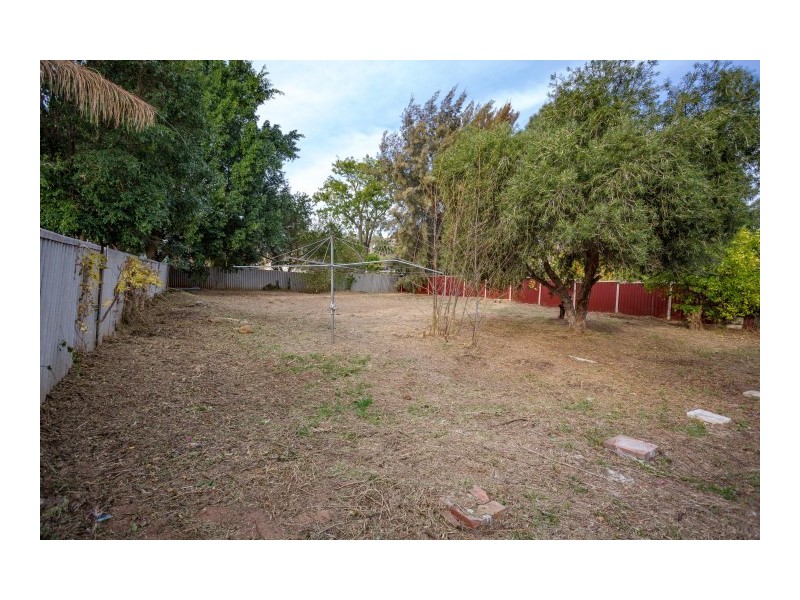 3180 Albany Highway, Mount Nasura WA 6112