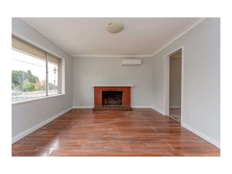 3180 Albany Highway, Mount Nasura WA 6112