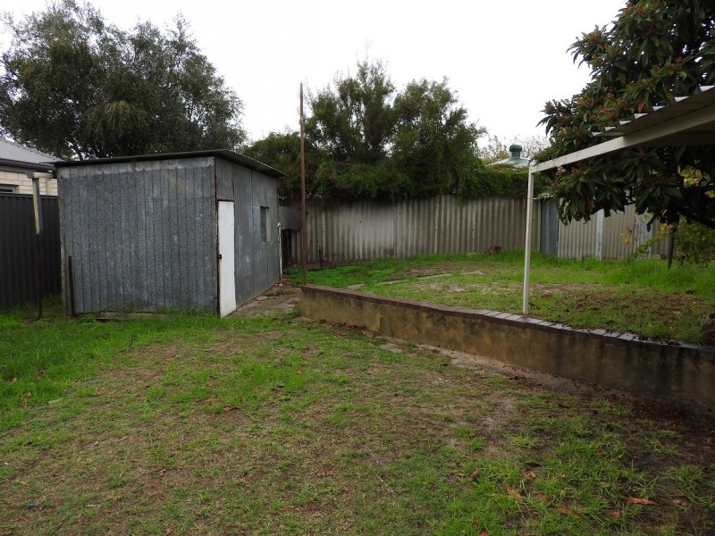 244 Streich Avenue, Armadale WA 6112