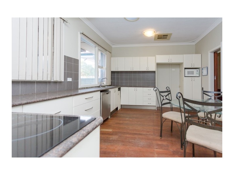 13 Winchester Road, Armadale WA 6112