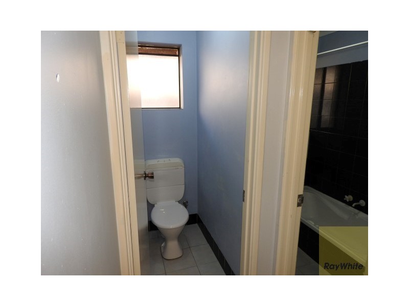 17 Firetail Court, Seville Grove WA 6112