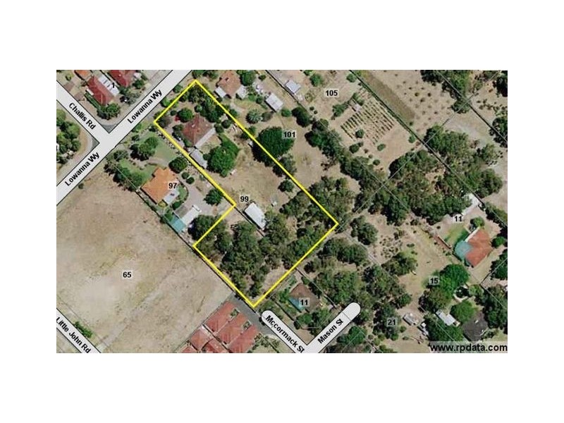 99 Lowanna Way, Armadale WA 6112