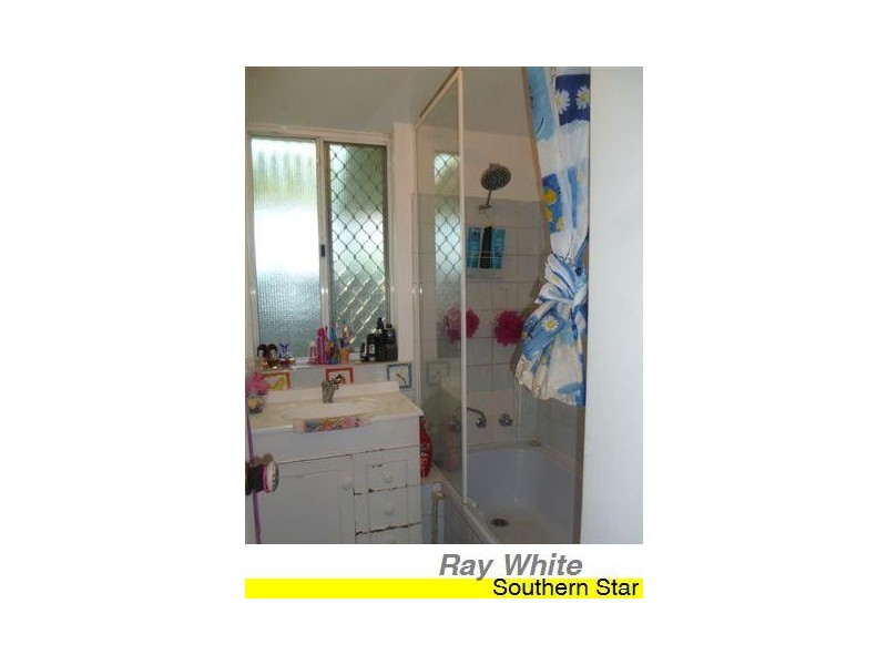 16 Emperor Close, Seville Grove WA 6112