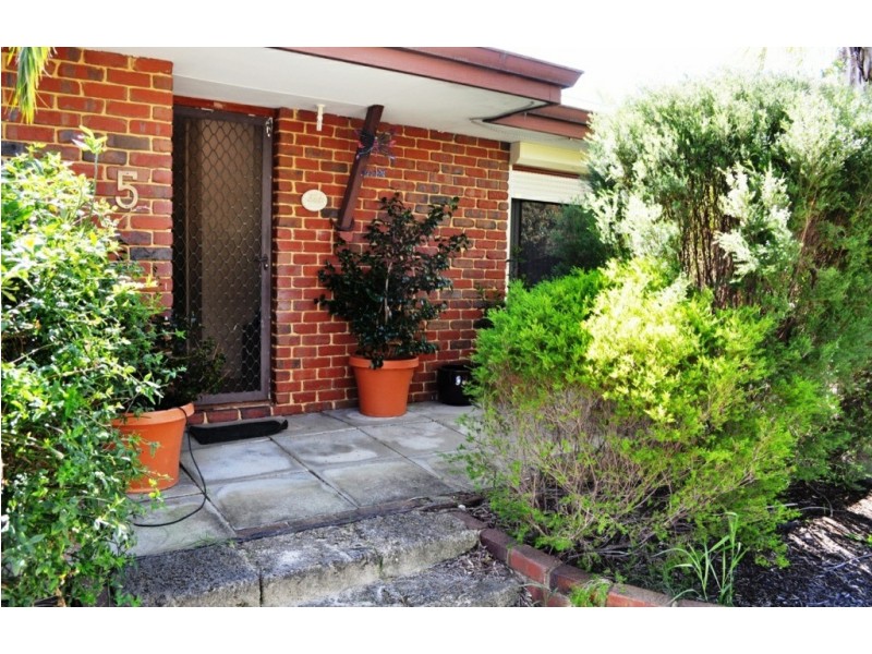 5 Sittella Plaza, Brookdale WA 6112