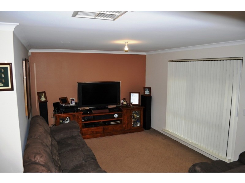 5 Sittella Plaza, Brookdale WA 6112