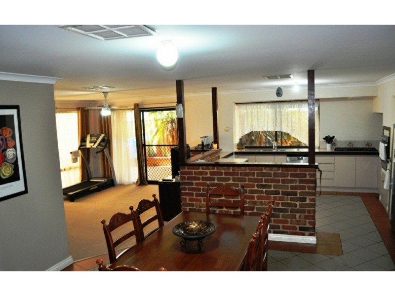 5 Sittella Plaza, Brookdale WA 6112