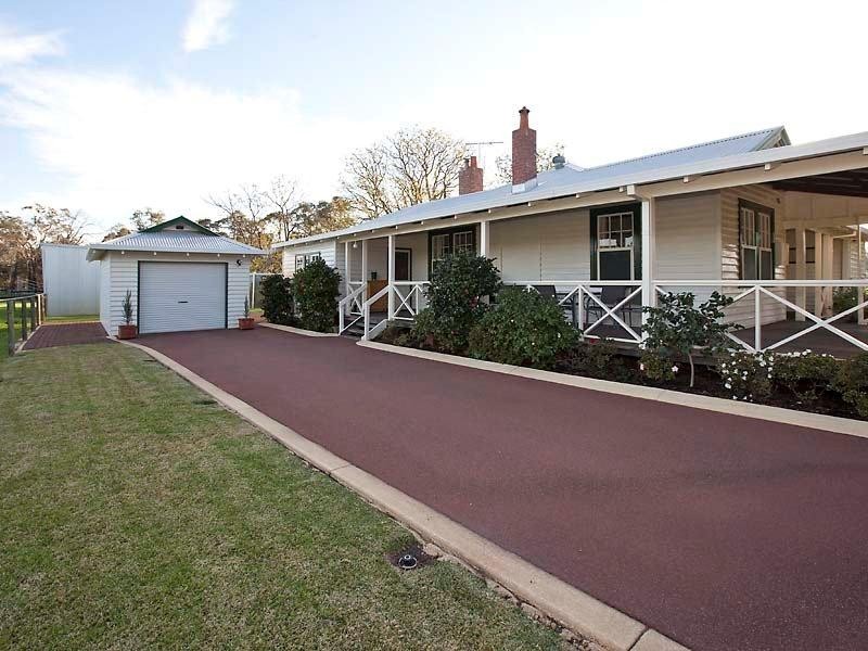 1 Roman Road, Mundijong WA 6123