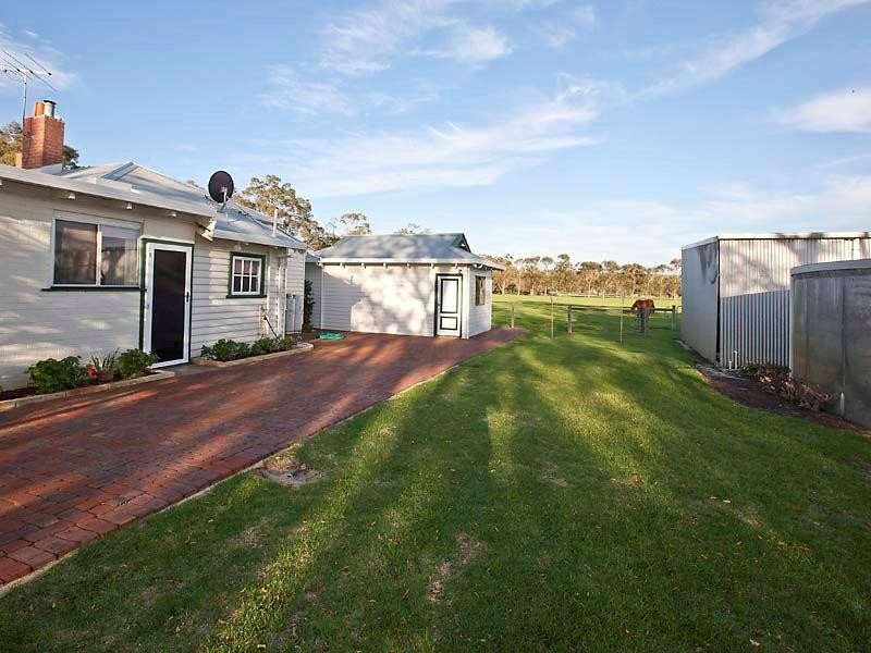 1 Roman Road, Mundijong WA 6123