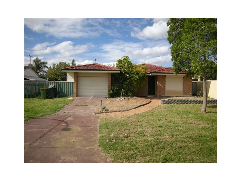 5 Eureka Place, Seville Grove WA 6112