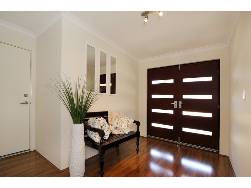 Seville Grove WA 6112