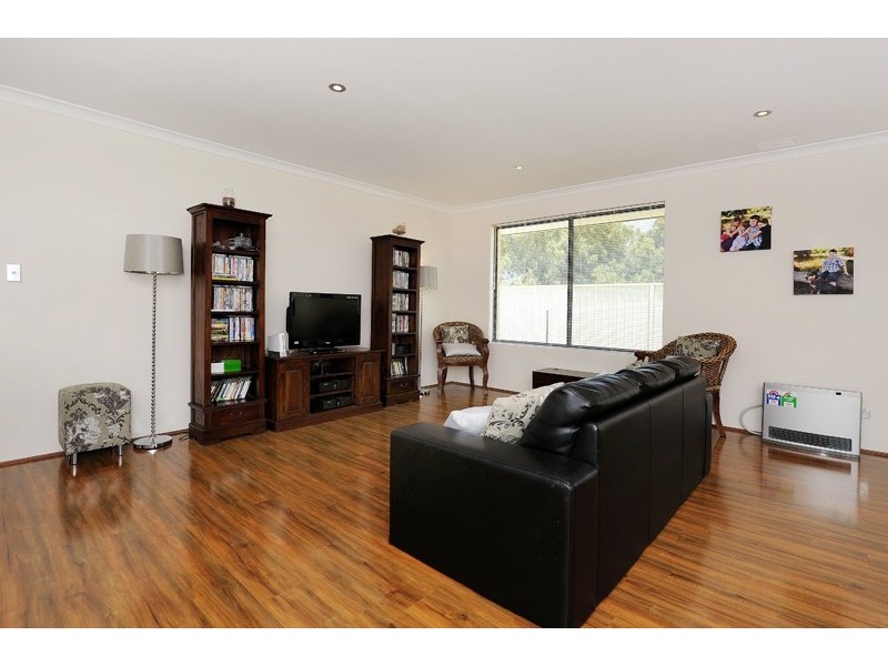 Seville Grove WA 6112