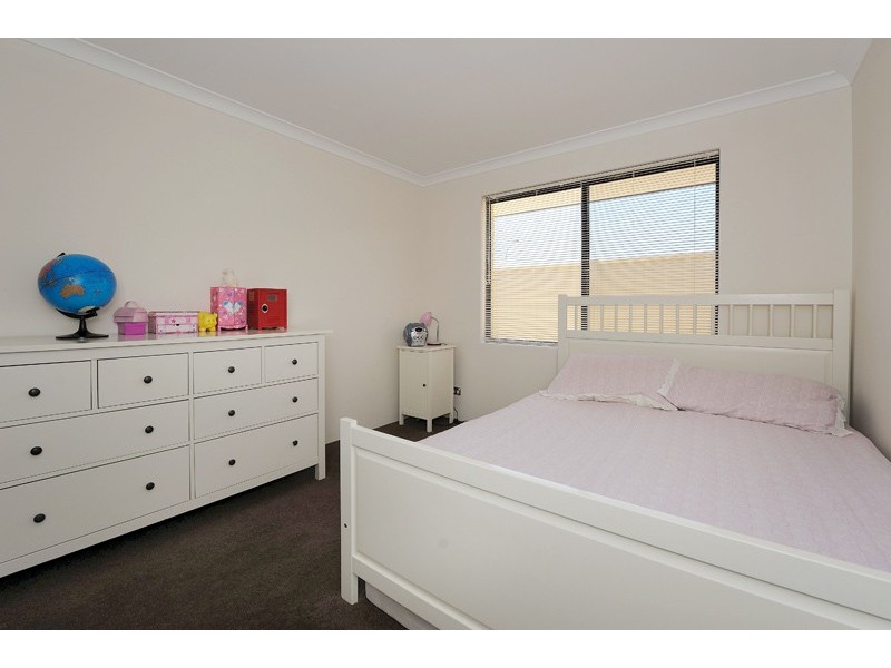 Seville Grove WA 6112