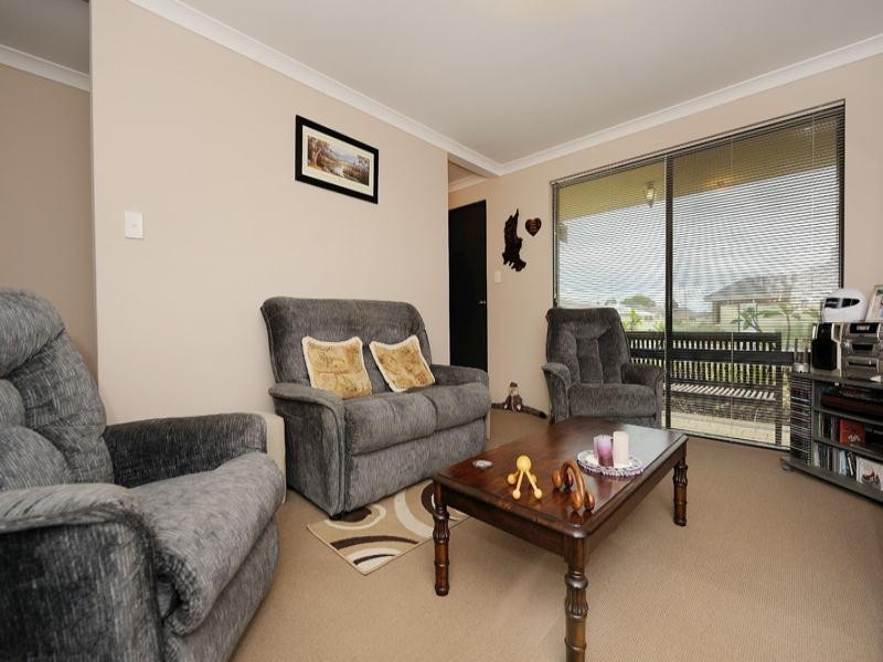 Seville Grove WA 6112