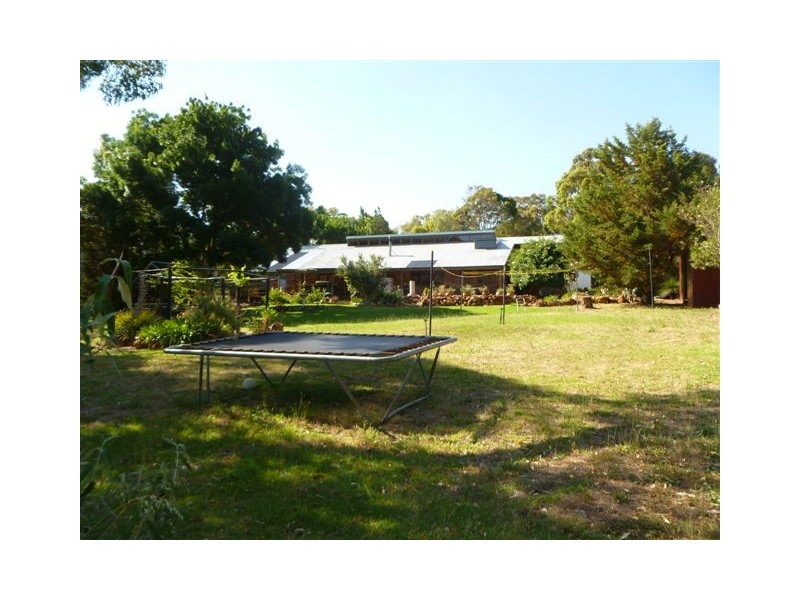 76 Yamba Drive, Keysbrook WA 6126