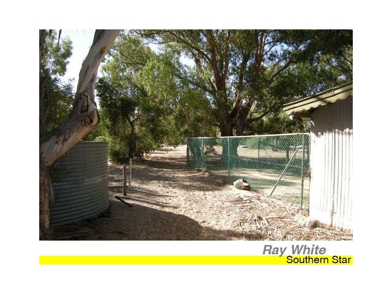 128 Station Street, Martin WA 6110