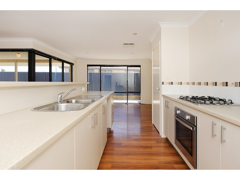 19 Quinine Crescent, Byford WA 6122