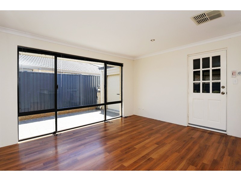 19 Quinine Crescent, Byford WA 6122