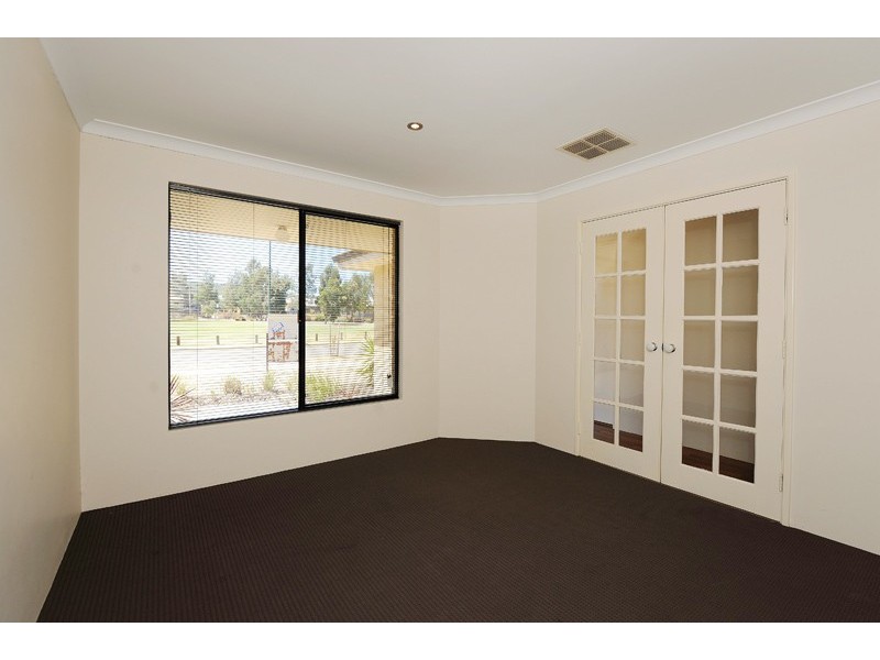 19 Quinine Crescent, Byford WA 6122