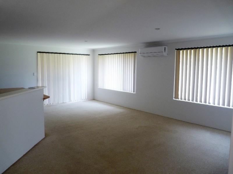 6 Rath Close, Byford WA 6122