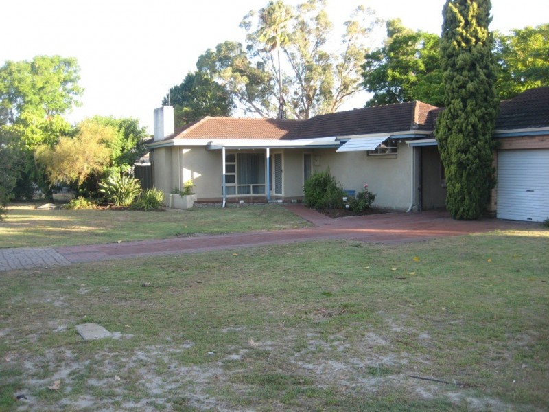 26 Selby Street, Thornlie WA 6108