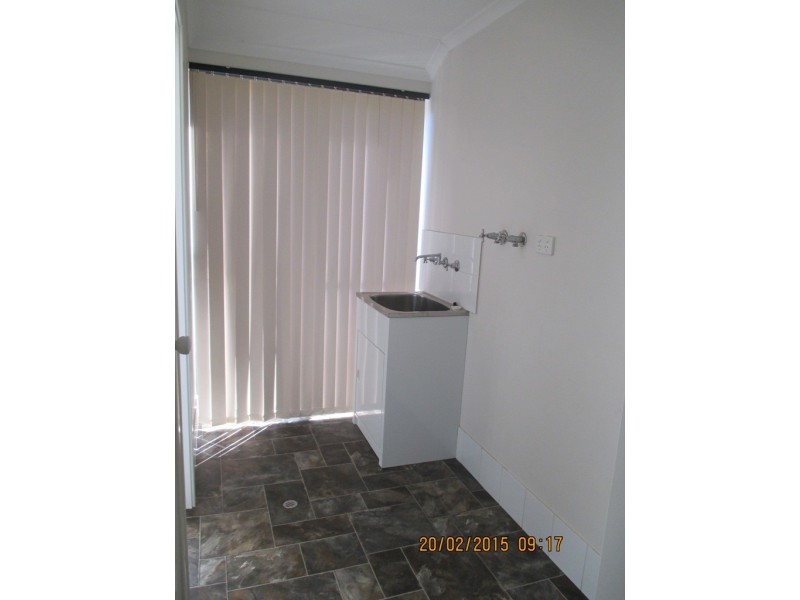 8 Redcurrant Street, Byford WA 6122